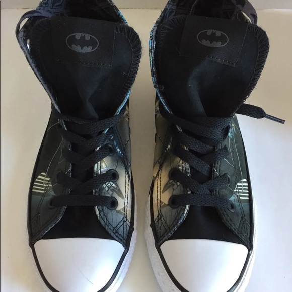 NWT Converse All Star Kids Mid Cut Batman Sneakers Size 3 Marvel Super Hero - Picture 7 of 9